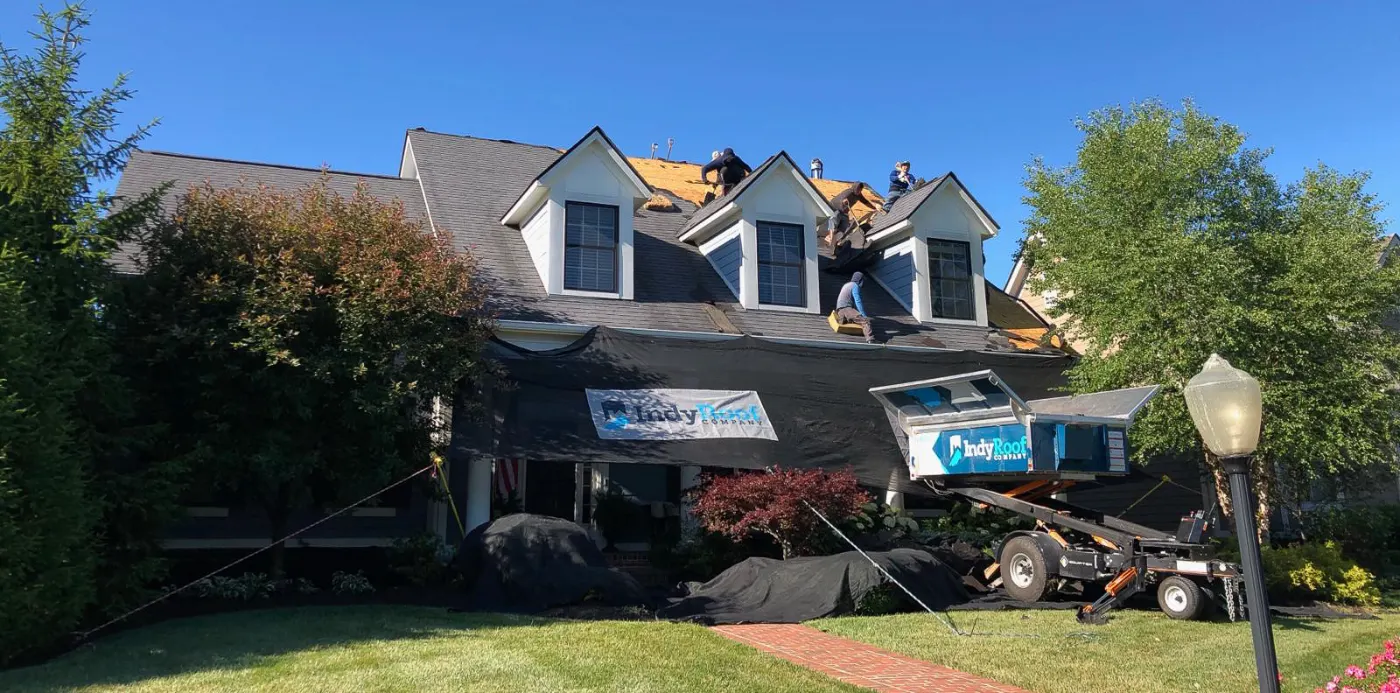 Manufacturer-certified shingle installation in Whitetail Woods